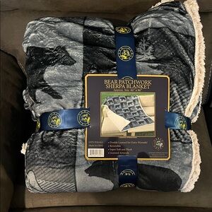 NWT Bear Patchwork Sherpa Blanket - Black and Gray